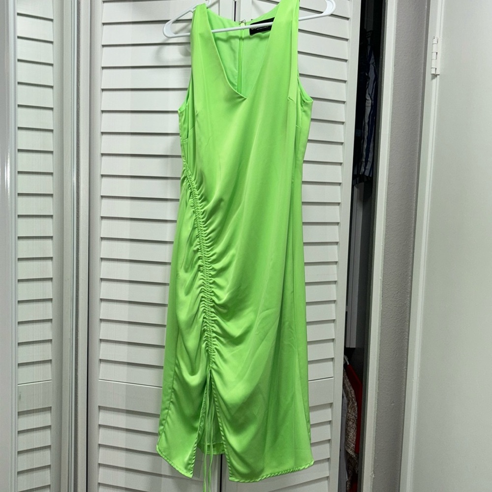 💚 Gabrielle Union Neon Green Dress 💚